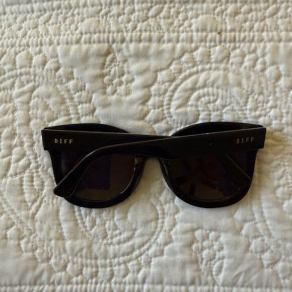 lauren lane diff sunglasses - Picture 2 of 5